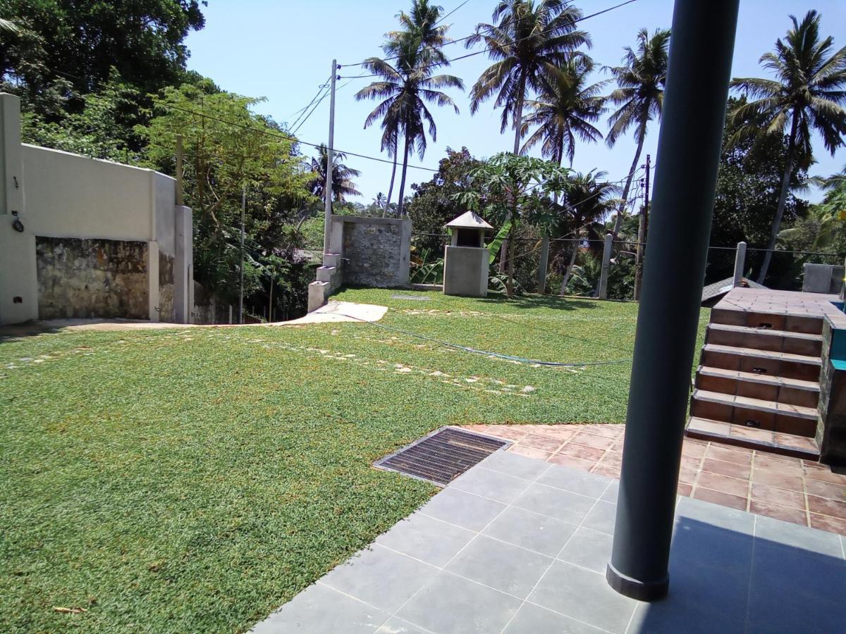 Bed and Breakfast The Moose Weligama Zewnętrze zdjęcie